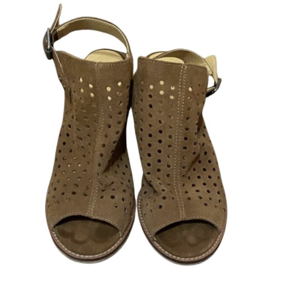 Chinese Laundry EUC Carnival Sling Back Shooties perforated suede size 8.5 - Picture 2 of 6